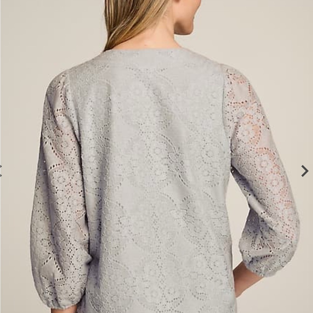 🦋NWT🦋J. Jill Light Gray Lace Blouse - Picture 2 of 8